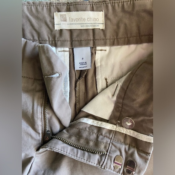 Shorts bundle deal $ RL, GAP - Picture 5 of 10